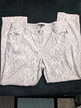 CHAUS Purple & White Patterned Pants Size 12